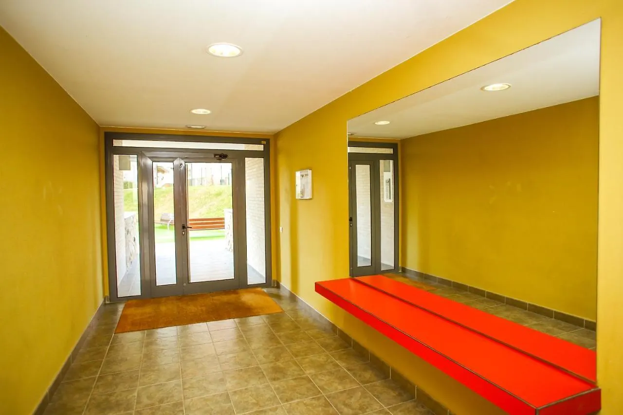 شقة Al34 - Apartamento A 400 Metros De La Playa Fenals يوريت دي مار 0*,  إسبانيا